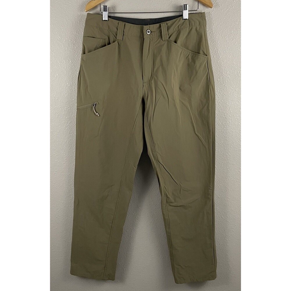 Patagonia Men’s 33 Beige Quandary Pants UPF Outdoor Gorp Hiking